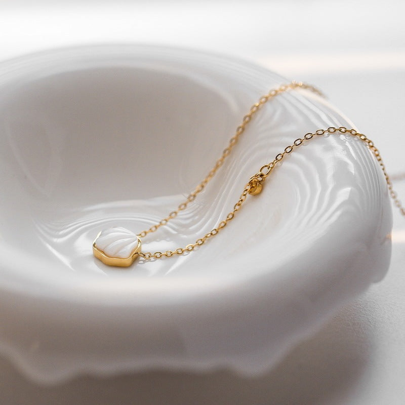 Golden Shell Charm Necklace, Boho Chic Jewelry, Summer Vacation Gift, Mermaid Vibes