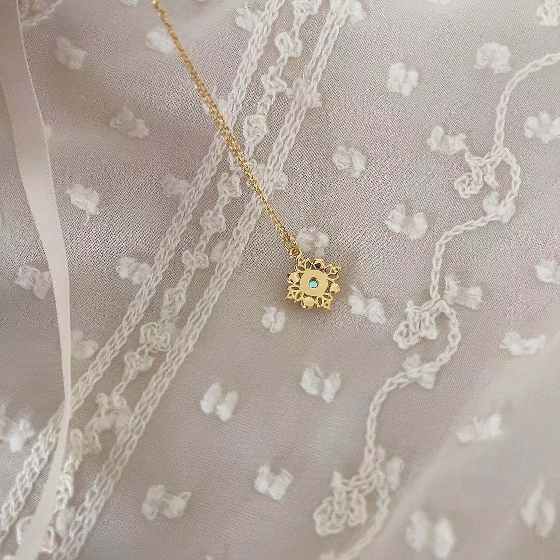 Vintage Shell Pearl Necklace, Textured Edge Mother of Pearl Discs, Gift for Her, Timeless Classic