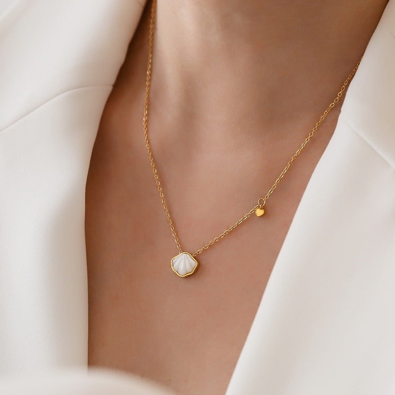 Golden Shell Charm Necklace, Boho Chic Jewelry, Summer Vacation Gift, Mermaid Vibes